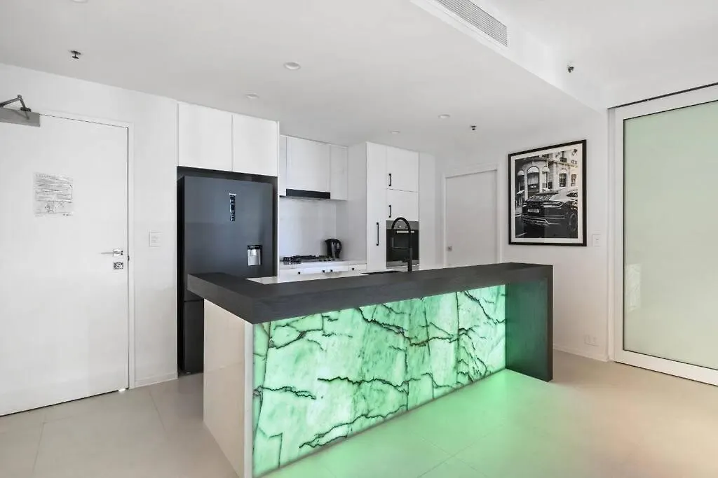 Luxury Broadbeach Apartment With Ocean Views Gold Coast 0*,