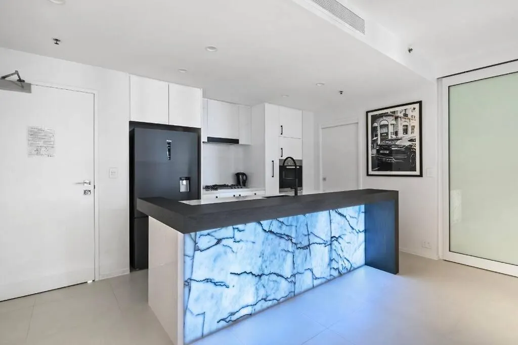 Luxury Broadbeach Apartment With Ocean Views Gold Coast Austrálie