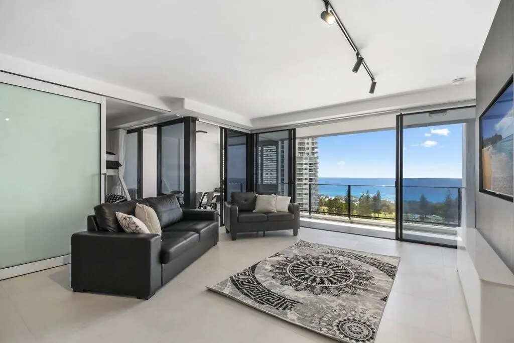 Luxury Broadbeach Apartment With Ocean Views Gold Coast